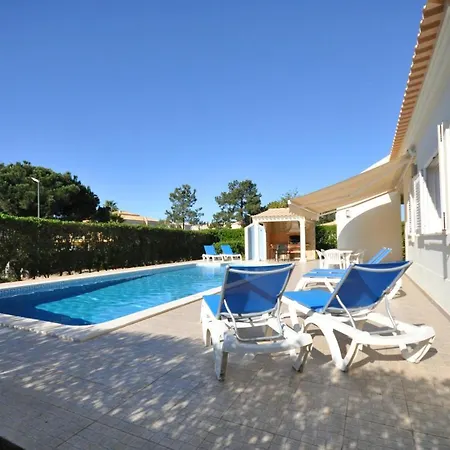 6 Bedrooms, Walking Distance To Amenities, Private Pool, Free Ac And Wifi Βίλα *